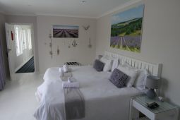 8_Tag_Hotel09